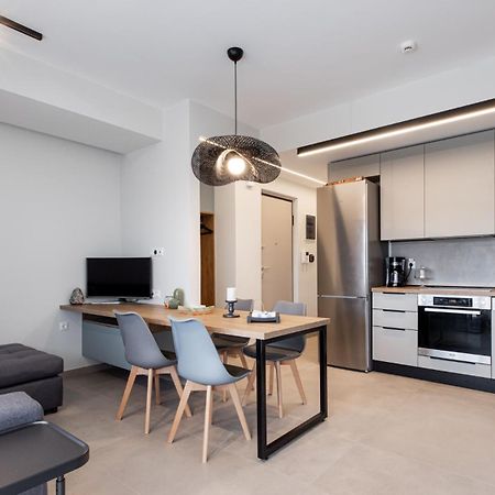 Cozy Apartment In Kalamaria, Thessaloniki Exterior foto