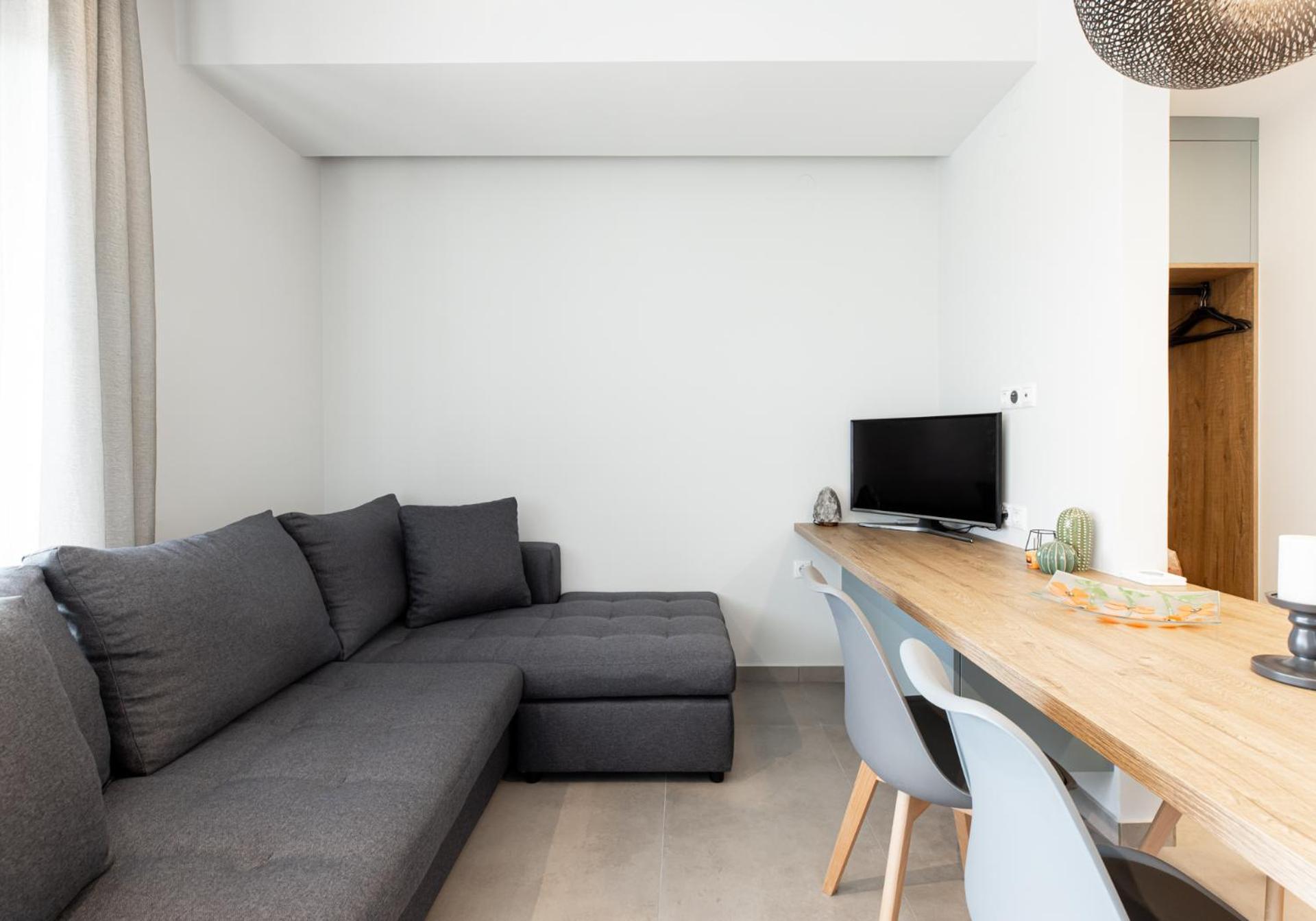 Cozy Apartment In Kalamaria, Thessaloniki Exterior foto